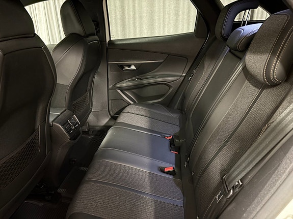Peugeot 3008 6 of 14