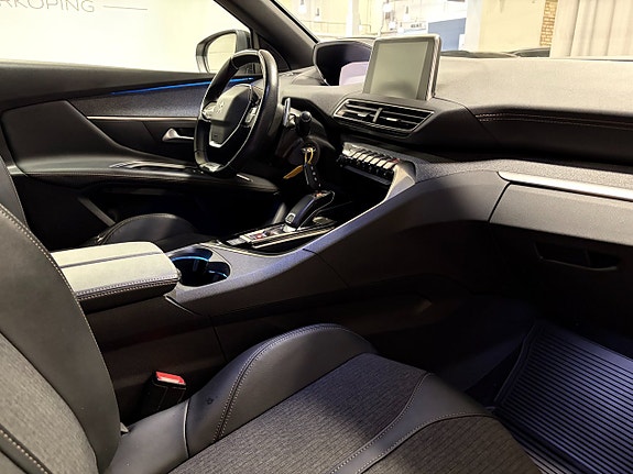 Peugeot 3008 9 of 14