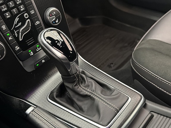 Volvo V40 23 of 30