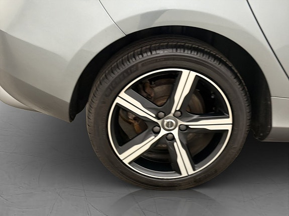 Volvo V40 29 of 30
