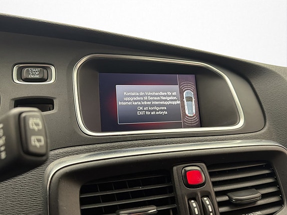 Volvo V40 17 of 30