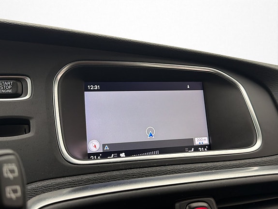 Volvo V40 19 of 30