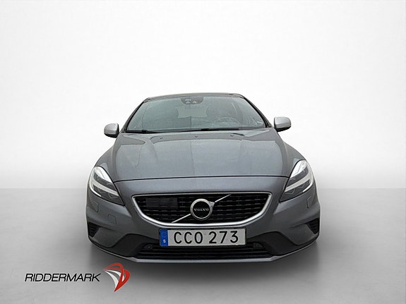 Volvo V40 2 of 30