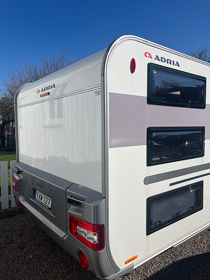 Adria 593 UK 2 of 8