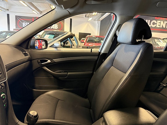 Saab 9-3 16 of 26