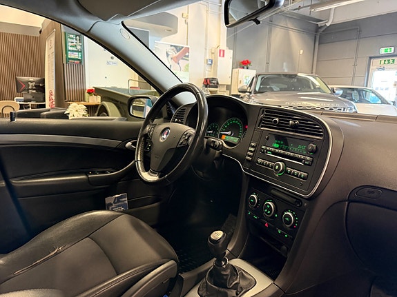Saab 9-3 20 of 26