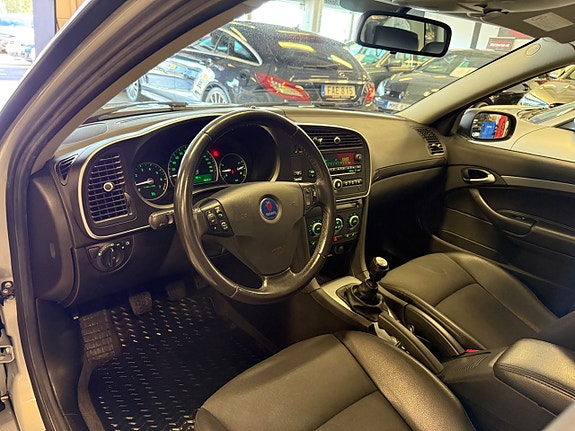Saab 9-3 11 of 26