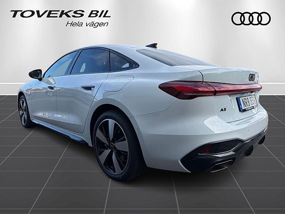 Audi A5 4 of 8