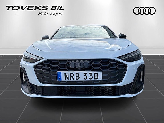 Audi A5 6 of 8