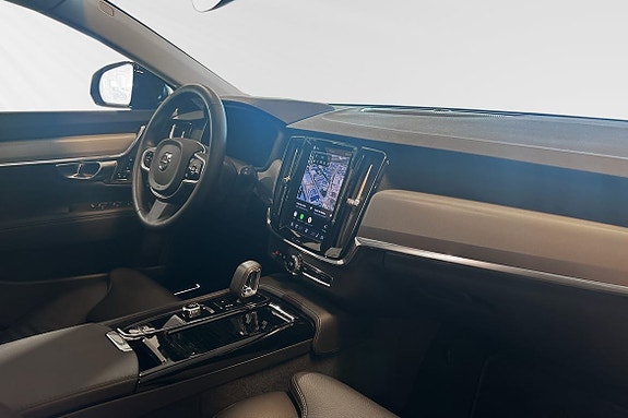 Volvo V90 10 of 27