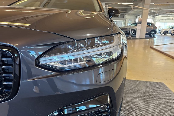 Volvo V90 16 of 27