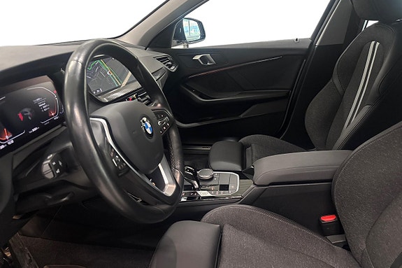 BMW 118i 12 of 17