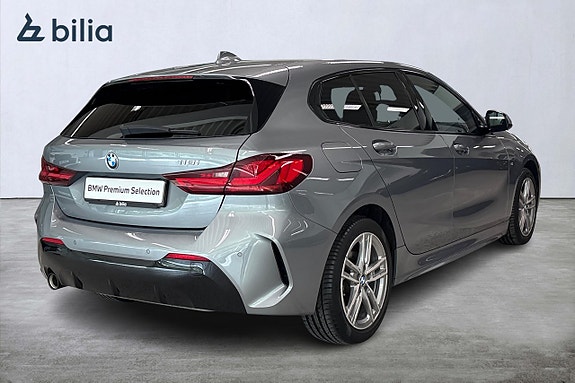 BMW 118i 16 of 17
