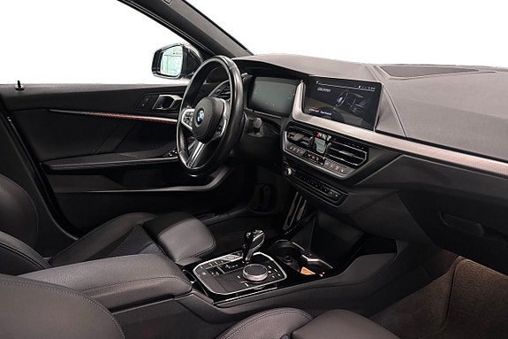 BMW 118i 6 of 17