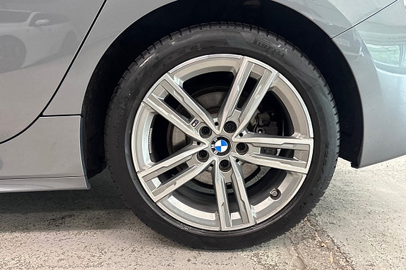 BMW 118i 14 of 17