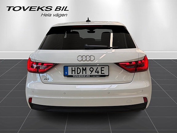 Audi A1 4 of 26