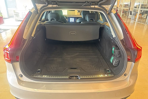 Volvo V90 25 of 27