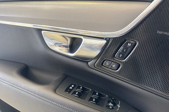 Volvo V90 21 of 27