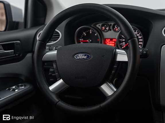 Ford Focus 19 of 30
