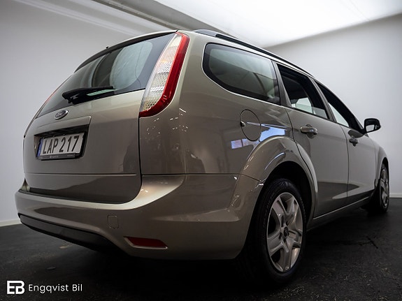 Ford Focus 12 of 30
