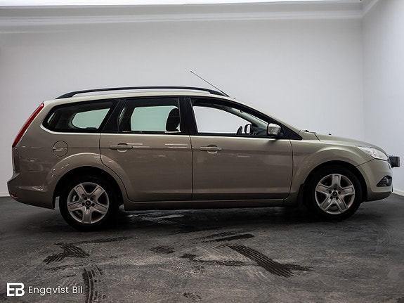 Ford Focus 13 of 30