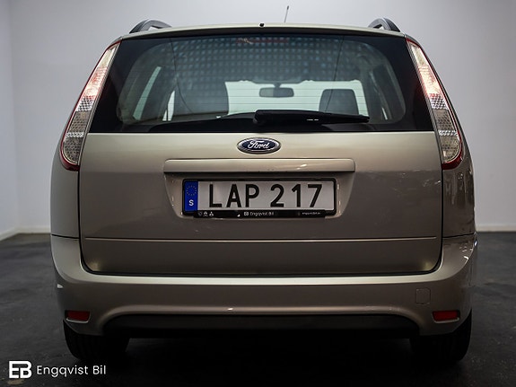 Ford Focus 10 of 30