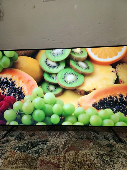 Samsung 55 tum smart tv 4K image 6