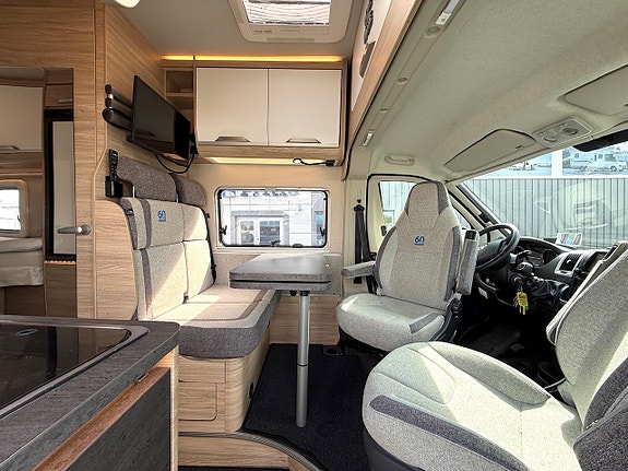Knaus Box Star 630 60 Years 8 of 24