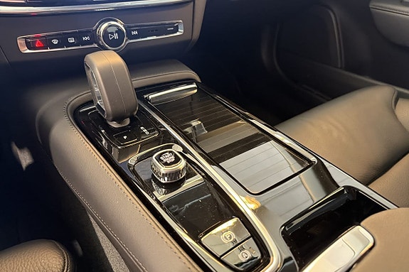 Volvo V90 27 of 27