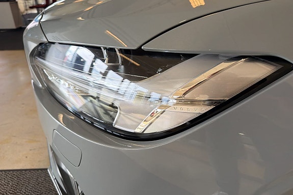 Volvo V90 14 of 27
