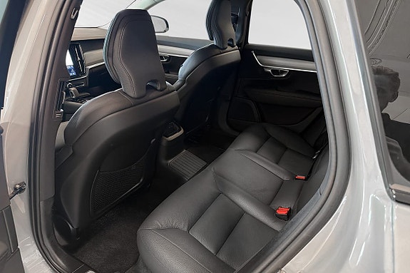 Volvo V90 9 of 27