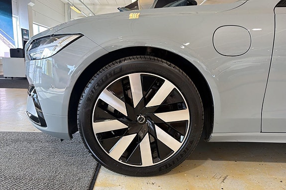 Volvo V90 15 of 27