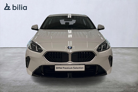 BMW 120 5 of 17