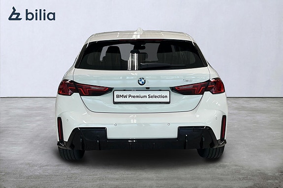 BMW 120 4 of 17