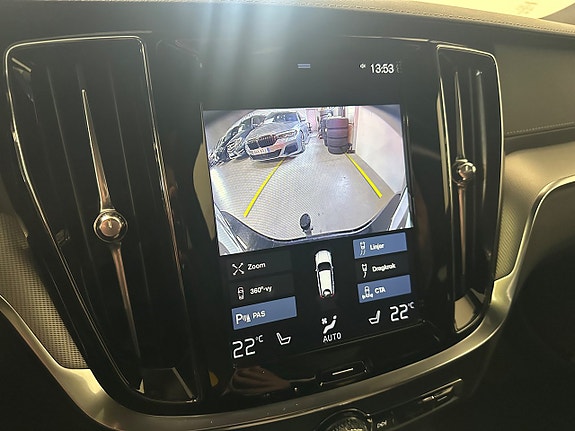 Volvo V60 27 of 27