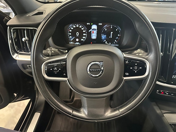 Volvo V60 24 of 27