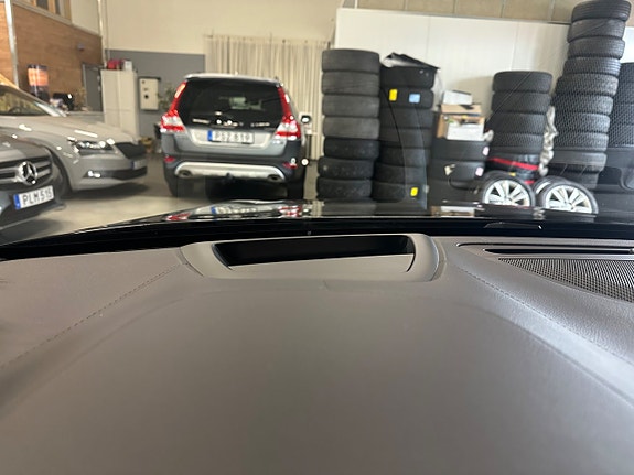 Volvo V60 18 of 27
