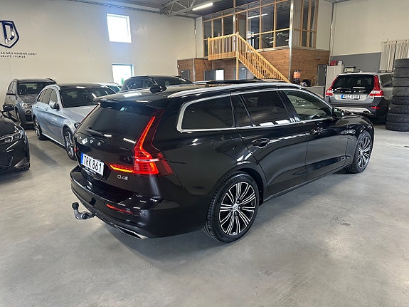 Volvo V60 12 of 27