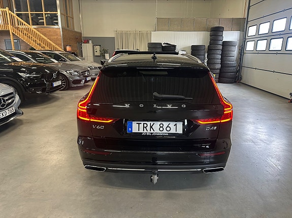 Volvo V60 10 of 27
