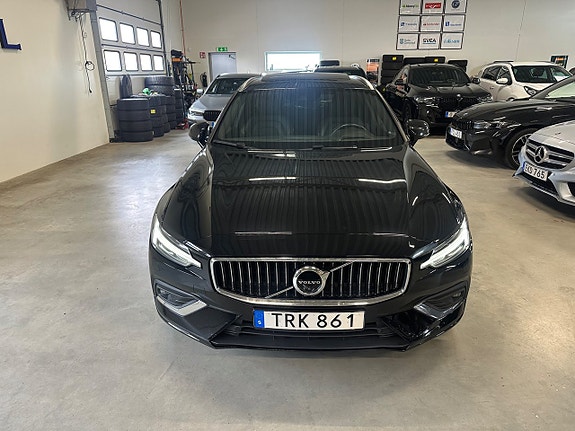 Volvo V60 11 of 27