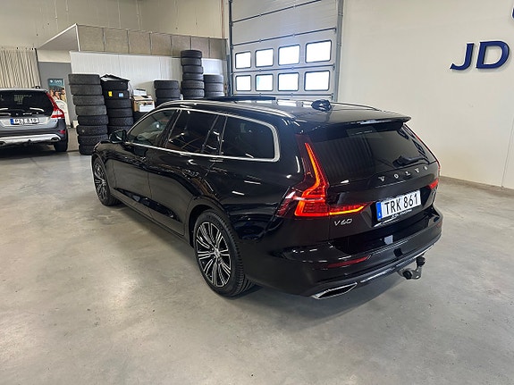 Volvo V60 9 of 27