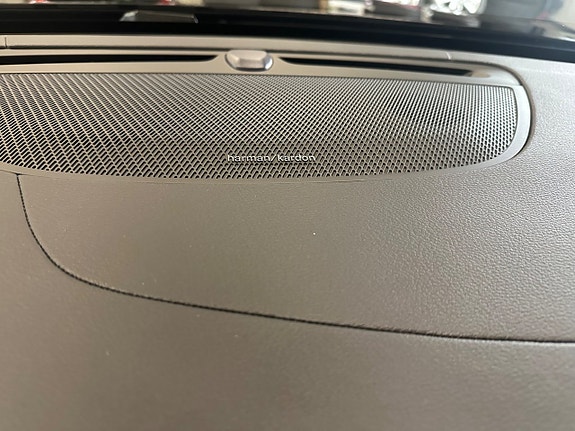 Volvo V60 21 of 27
