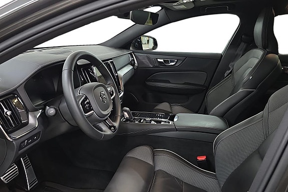 Volvo V60 14 of 24