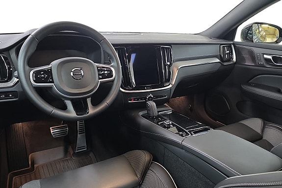 Volvo V60 10 of 24