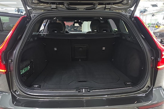 Volvo V60 12 of 24