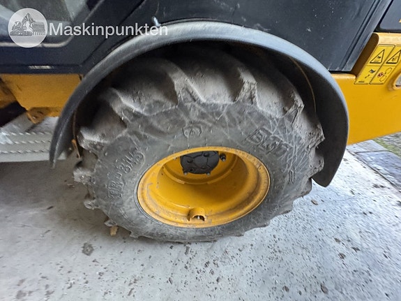 JCB 403 med redskap 12 of 27