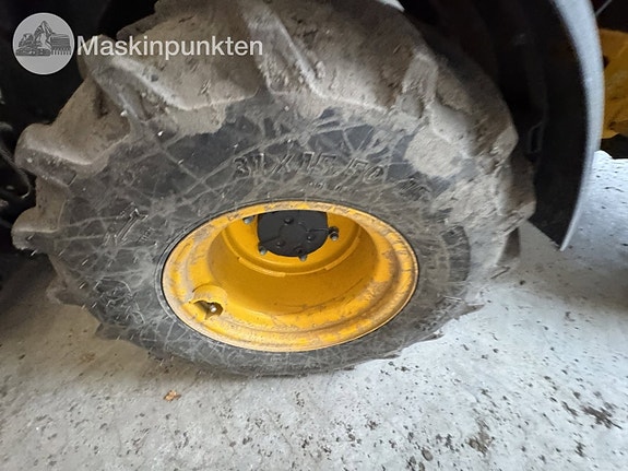 JCB 403 med redskap 7 of 27