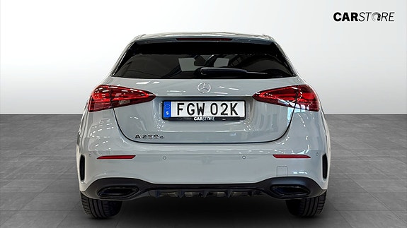 Mercedes-Benz A250 7 of 19