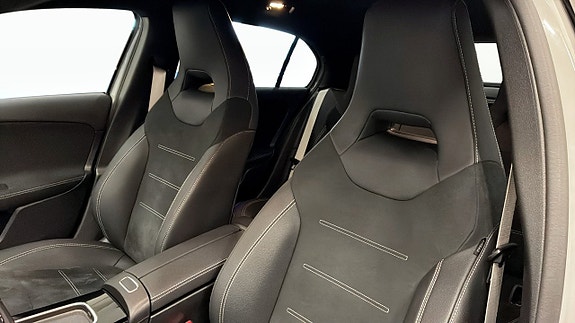 Mercedes-Benz A250 15 of 19