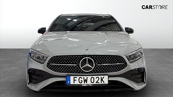 Mercedes-Benz A250 8 of 19